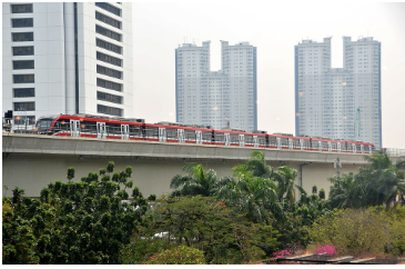 PT Jakarta Propertindo (Jakpro) diminta optimalkan penyerapan Penyertaan Modal Daerah (PMD) untuk pembangunan Light Rail Transit atau Lintas Raya Terpadu (LRT) Jakarta Fase 1B rute Velodrome-Manggarai yang diberikan tahun 2024 sebesar Rp1,9 triliun. Ketua Komisi B DPRD DKI Jakarta Ismail mengatakan, sebelum PMD itu terserap maksimal, maka PT Jakpro tidak diperkenankan untuk menambah PMD dalam Perubahan APBD Tahun 2024. “Dalam laporan penyerapannya PMD, itu belum 100 persen terserap,” ujar Ismail di gedung DPRD DKI Jakarta, Selasa (13/8). Ketua Komisi B DPRD DKI Jakarta Ismail. (dok.DDJP) Oleh karena itu, PT Jakpro disarankan agar penambahan PMD sebesar Rp250 miliar diajukan pada anggaran tahun 2025 saja. “Itu diakumulasikan pada usulan tahun anggaran 2025, yang sebentar lagi akan dibahas, dengan catatan akan dicairkan diawal tahun 2025,” tutur Ismail. Ia berharap, pembangunan LRT Fase 1B rute Velodrome-Manggarai yang saat ini sedang berjalan bisa lancar hingga rampung sesuai target pada tahun 2026. “Pekerjaan LRT ini tidak sebatas konstruksi, tetapi juga terkait sejumlah supporting system, baik elektricitynya, penyediaan relnya, uji kehandalannya dan sebagainya, dan itu semua tidak harus menunggu selesai konstruksi, tetapi penyediaan equipment nya itu dilakukan paralel sejak saat ini,” pungkas Ismail.