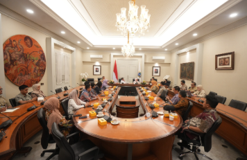 Tahun Ini, Realisasikan 103 Sekolah Swasta Gratis